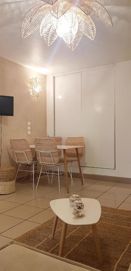 Palmae De Boucan Canot T2 St-Gilles A 200M De La Plage Saint-Gilles-les Bains Bagian luar foto